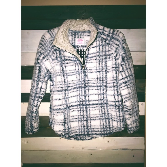 Sherpa Pullover - Picture 1 of 1